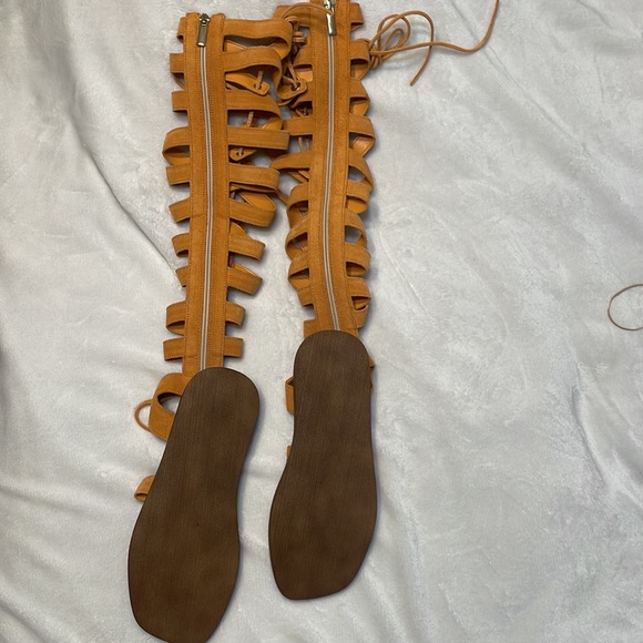 New WO Tags Free People Sun Chaser Tall Gladiator Sandals Sz:38 MSRP:$178 Orange - Picture 5 of 11
